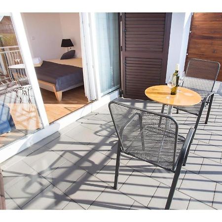 Lanterna Rooms Turanj Eksteriør bilde