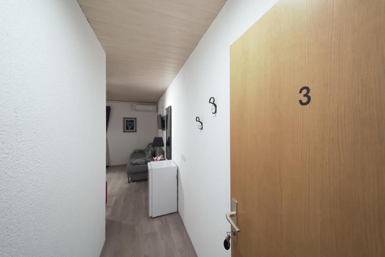 Lanterna Rooms Turanj Eksteriør bilde
